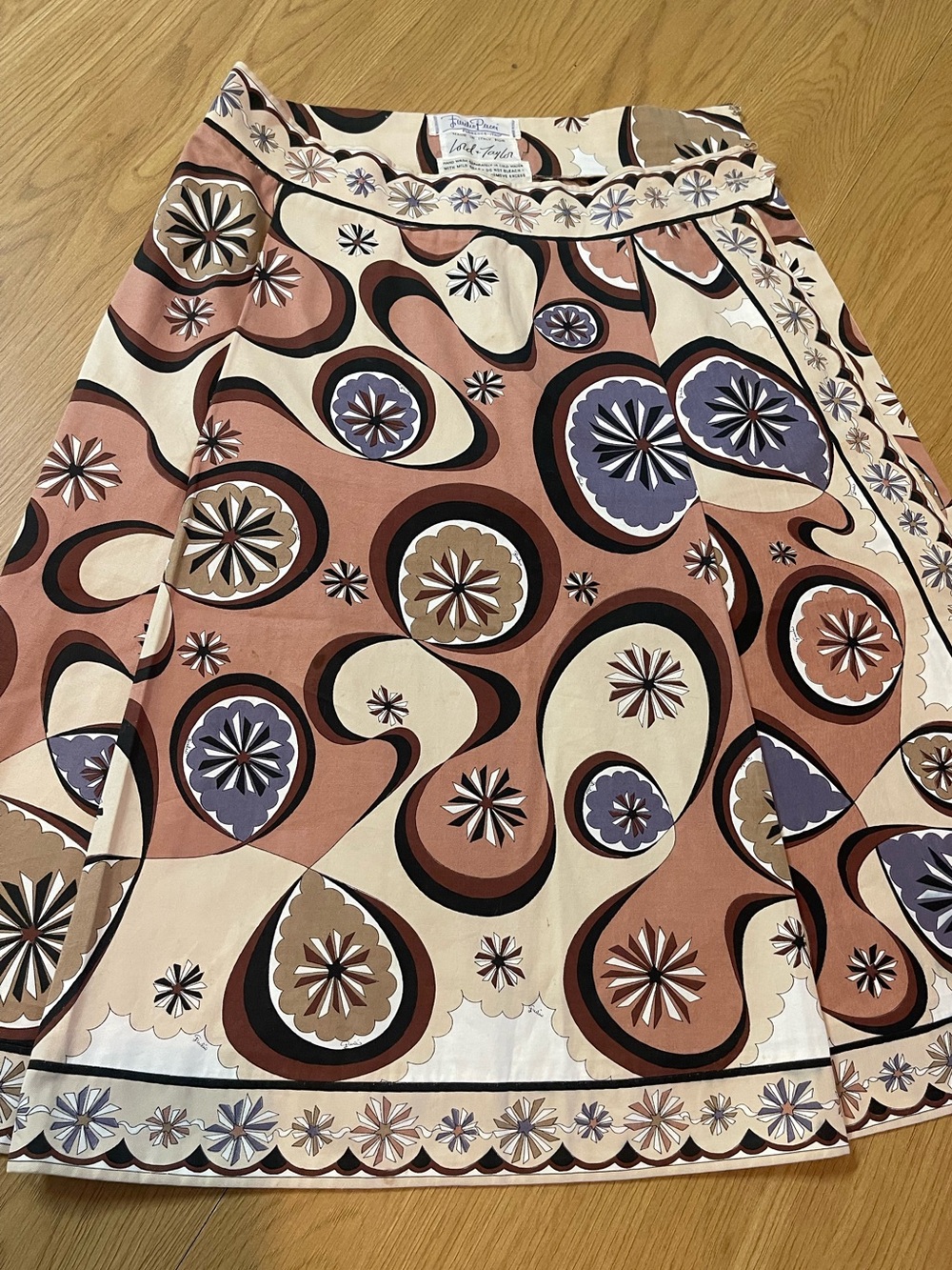 Emilio Pucci Vintage Peach, Cream & Purple Retro A-Line Skirt